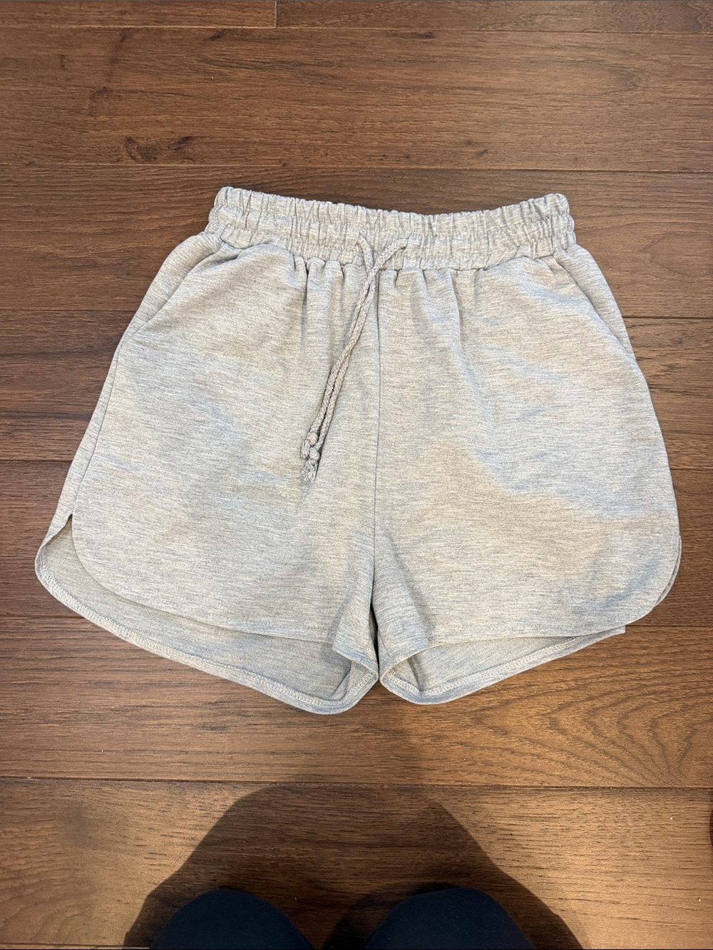 SHEIN Women's Light Gray Drawstring Lounge Shorts Size Small - C76-034